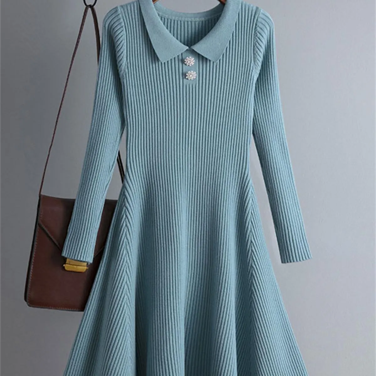 Abito camicia con scollo a V in maglia Maglieria da donna Mini abiti a pieghe a coste lavorati a maglia bianca Manica lunga Basi