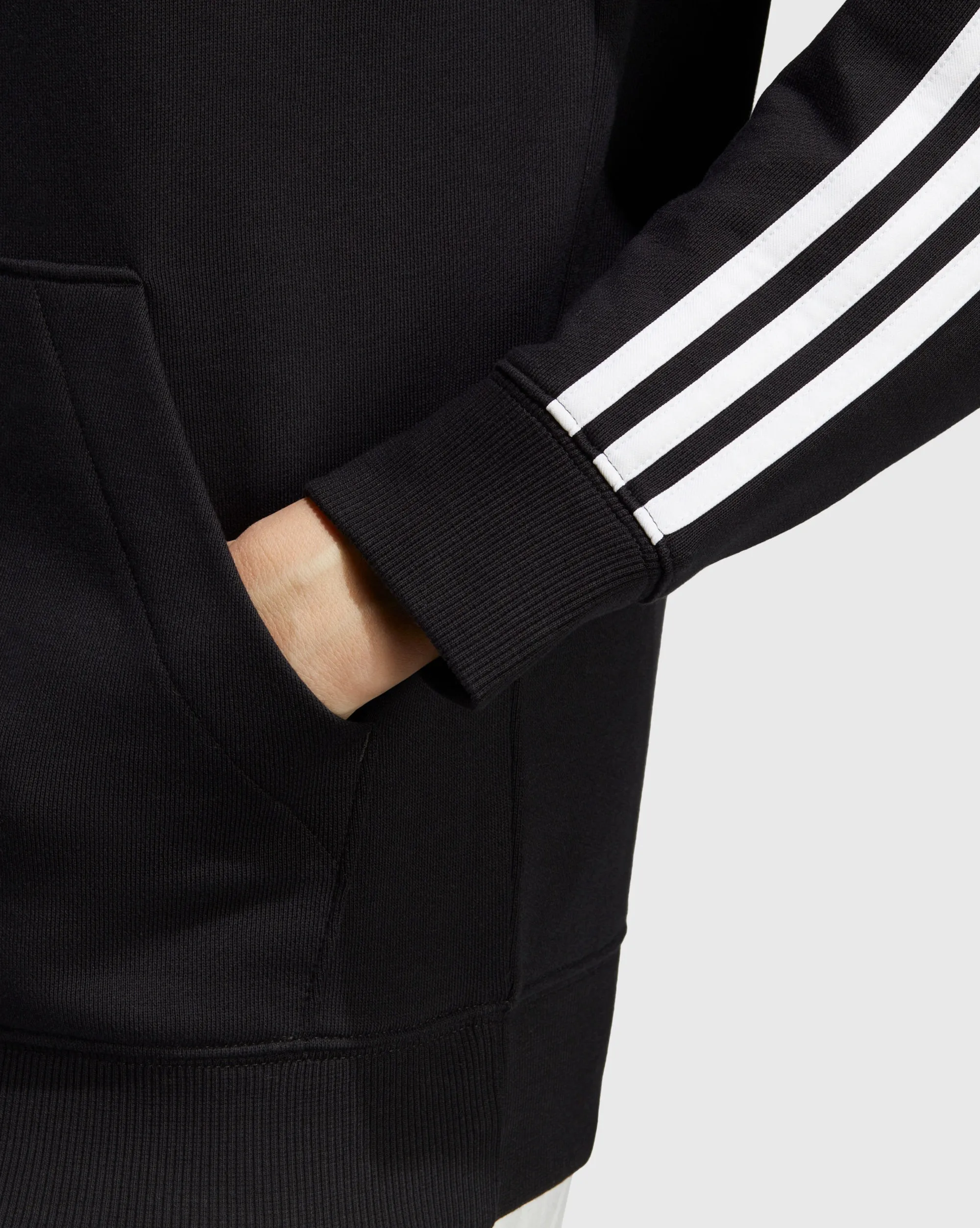Adidas Felpa con cappuccio Essentials 3-Stripes French Terry Regular Full-Zip Nero Donna