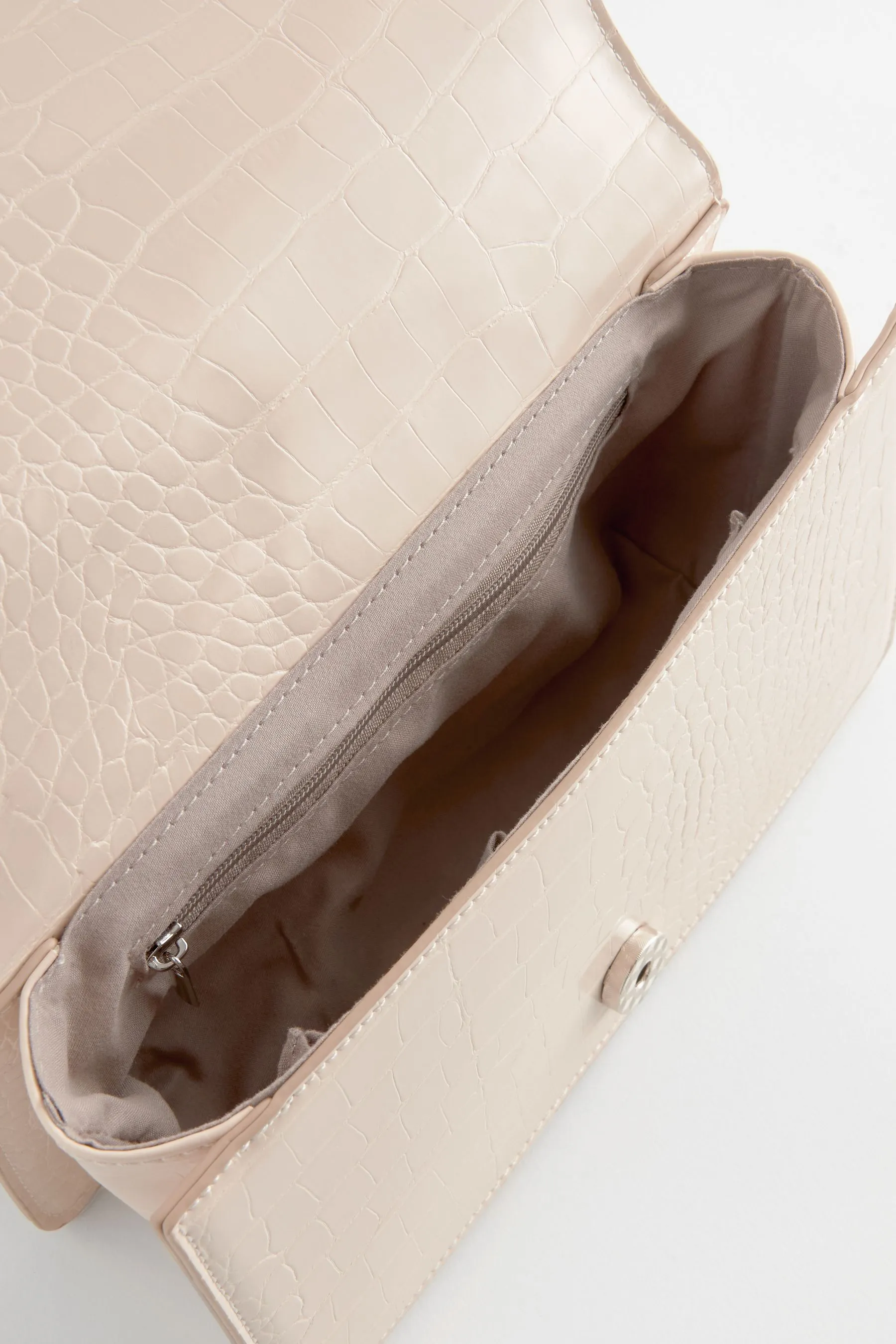 Bianco  - Borsa a pochette effetto coccodrillo con catena