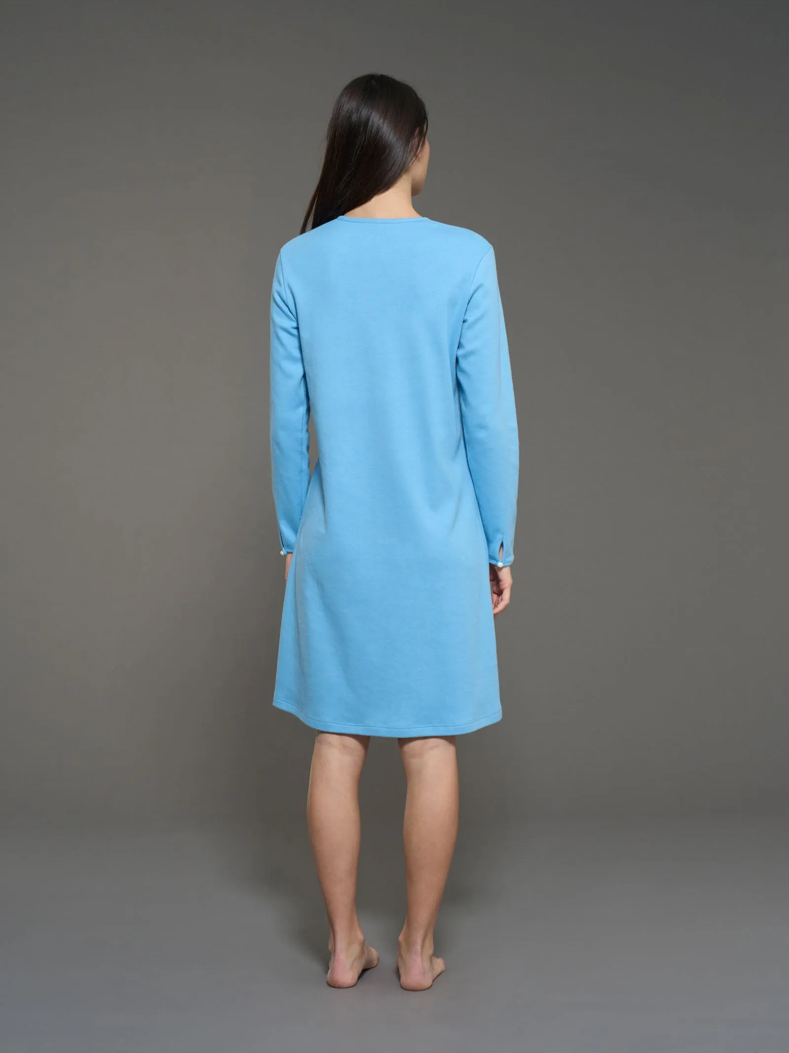 Camicia da notte a serafino in interlock di cotone  - Dusk Blue