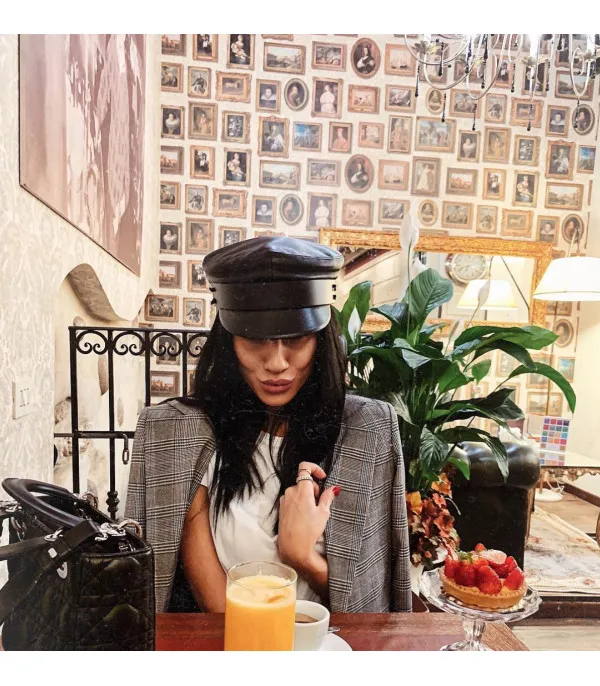 Cappello basco in pelle