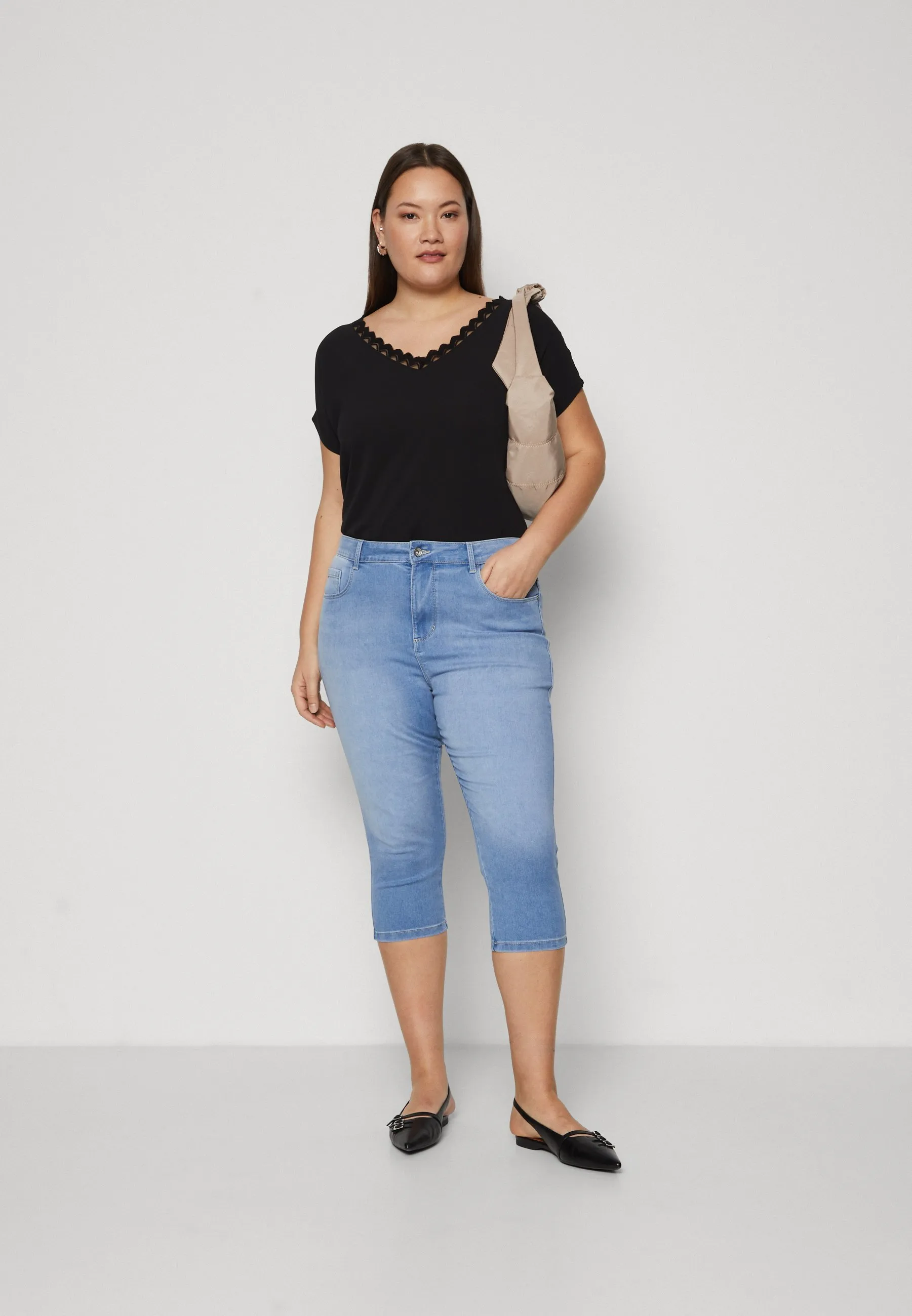 CARAUGUSTA KNICKERS - Shorts di jeans