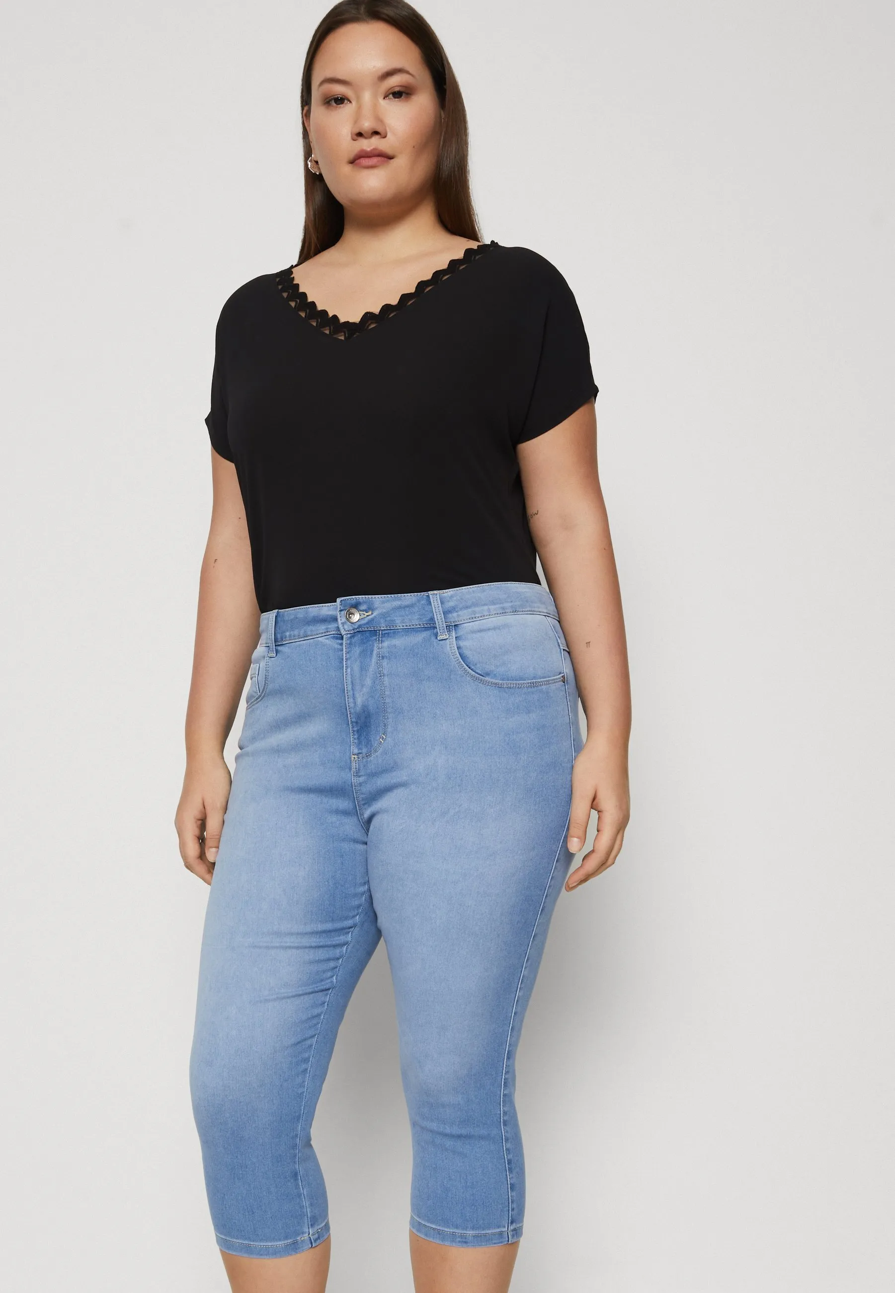 CARAUGUSTA KNICKERS - Shorts di jeans
