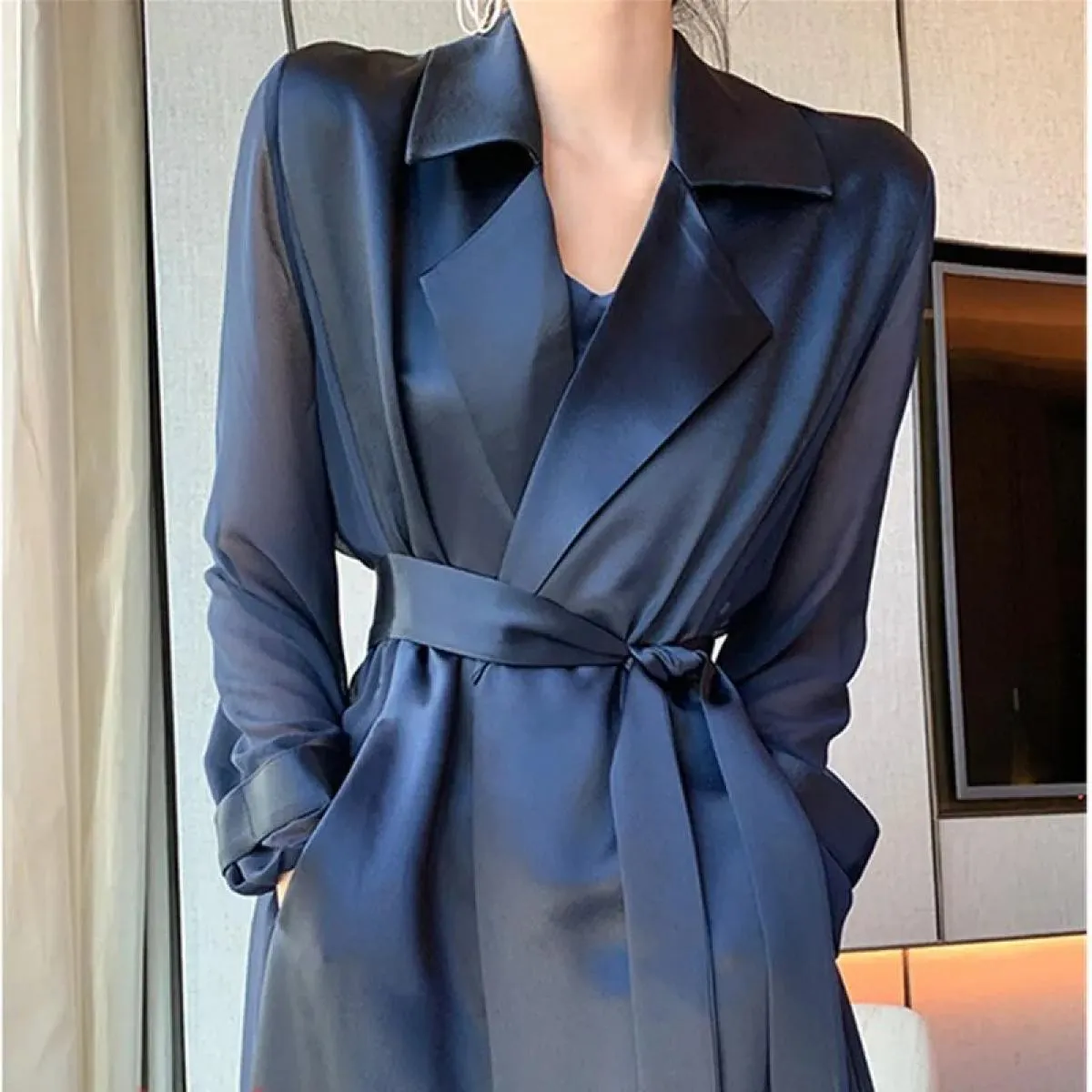 Designer Donna Abbigliamento Giacca a vento Donna Nuovo Mid Long Autumn Cappotto sottile Manica in organza Cappotto in acetato T