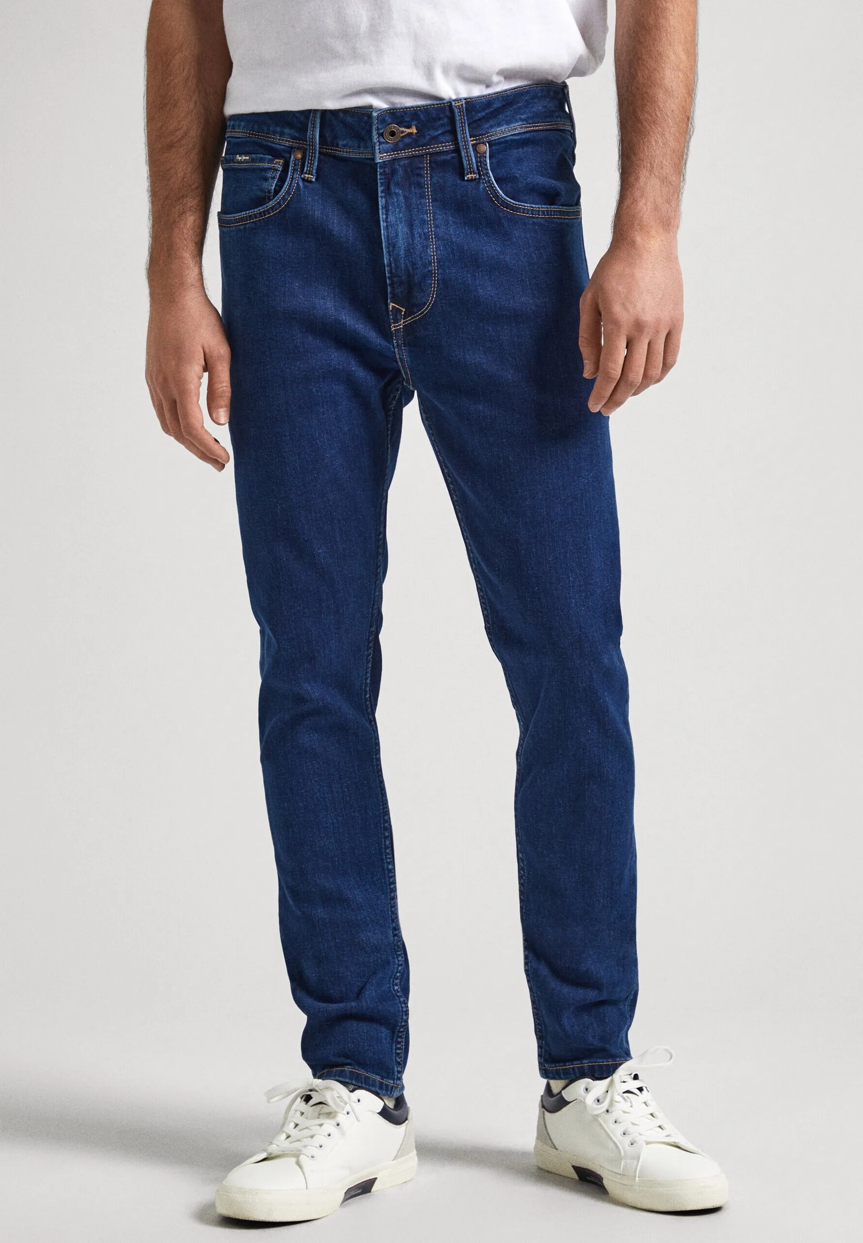 Jeans Tapered Fit