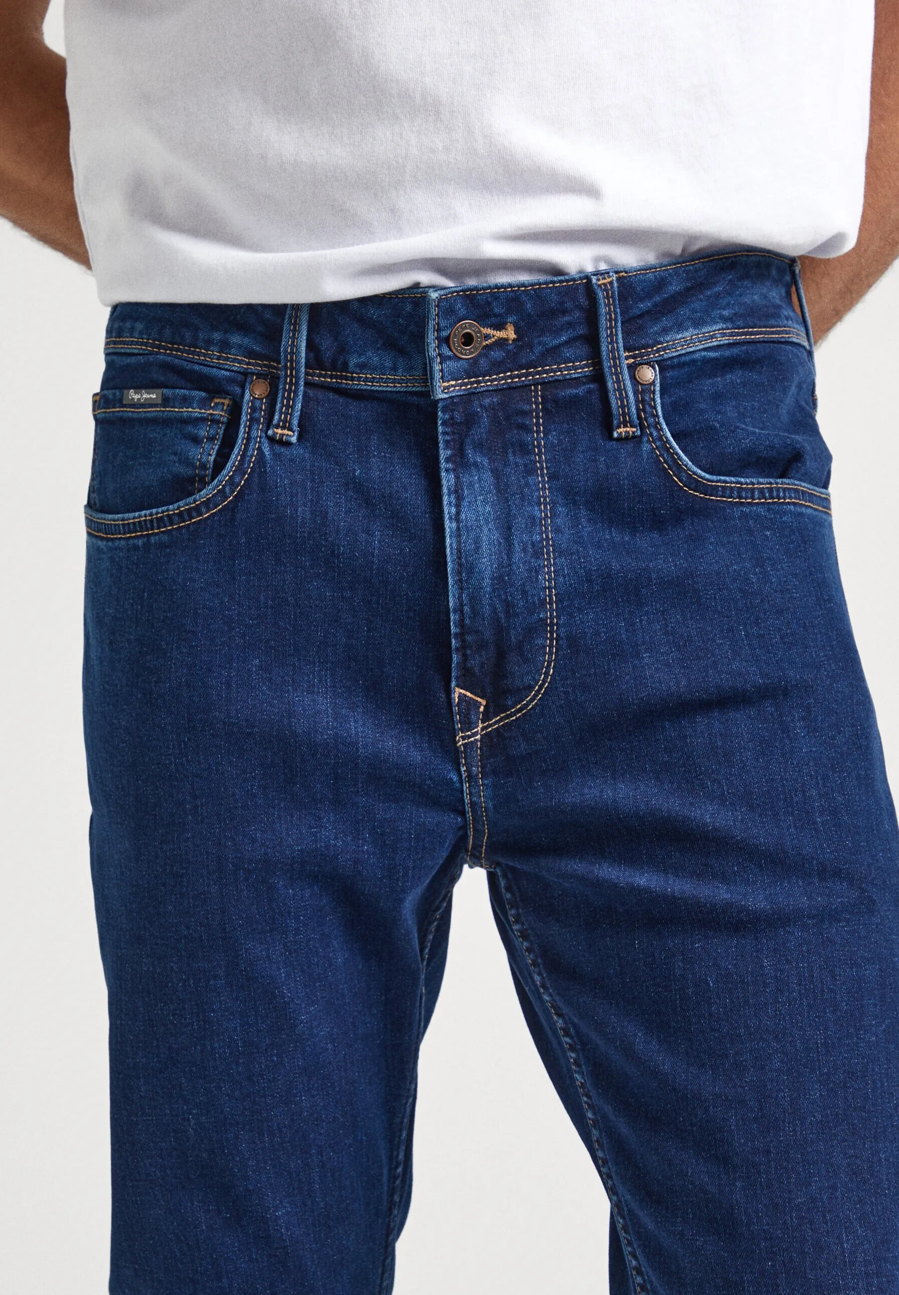 Jeans Tapered Fit