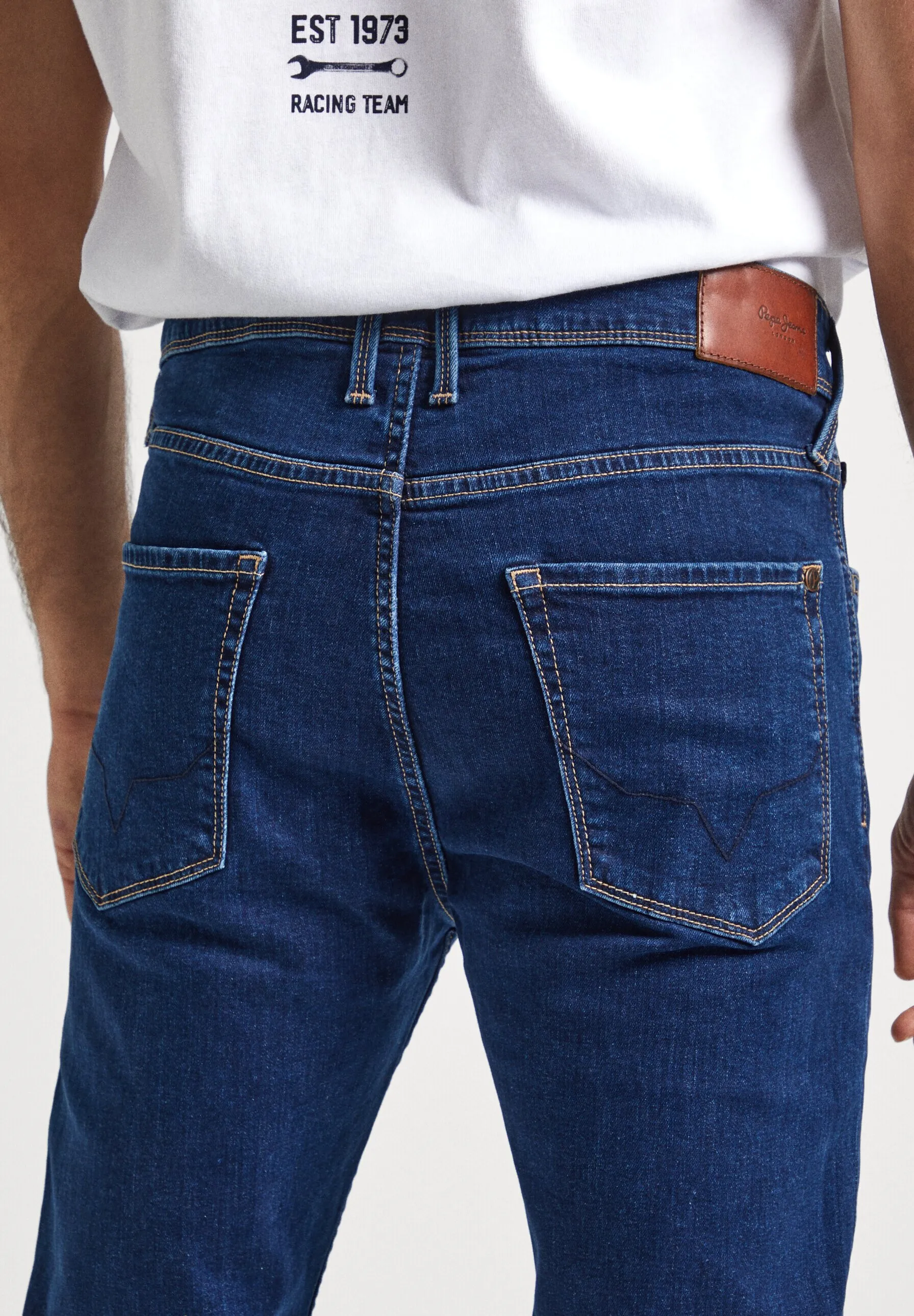 Jeans Tapered Fit