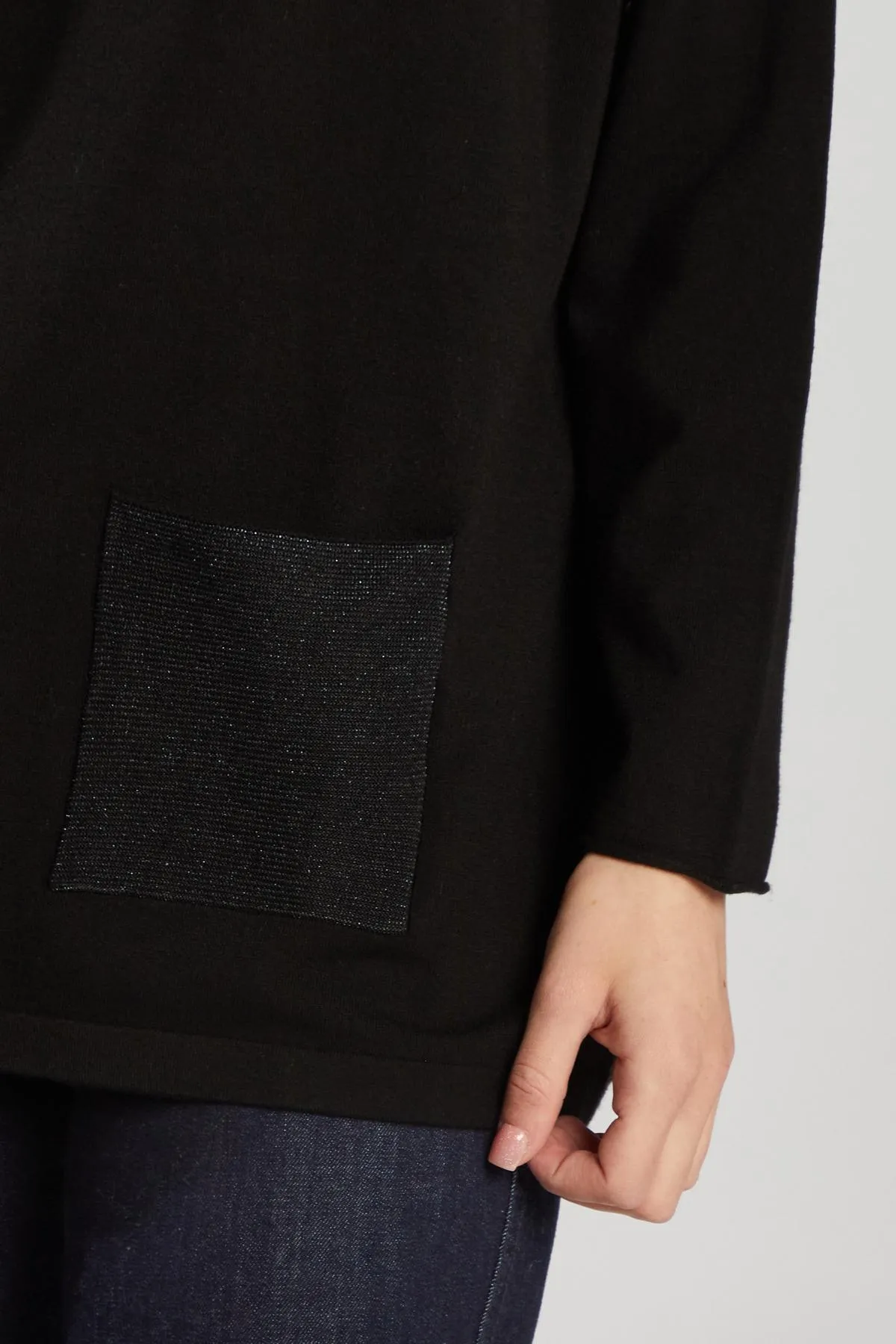 Maglia con tasca frontale NERO