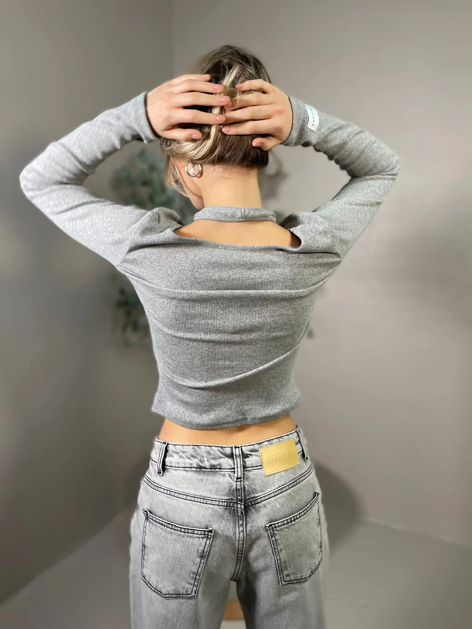 Maglia Cut Out Grigio