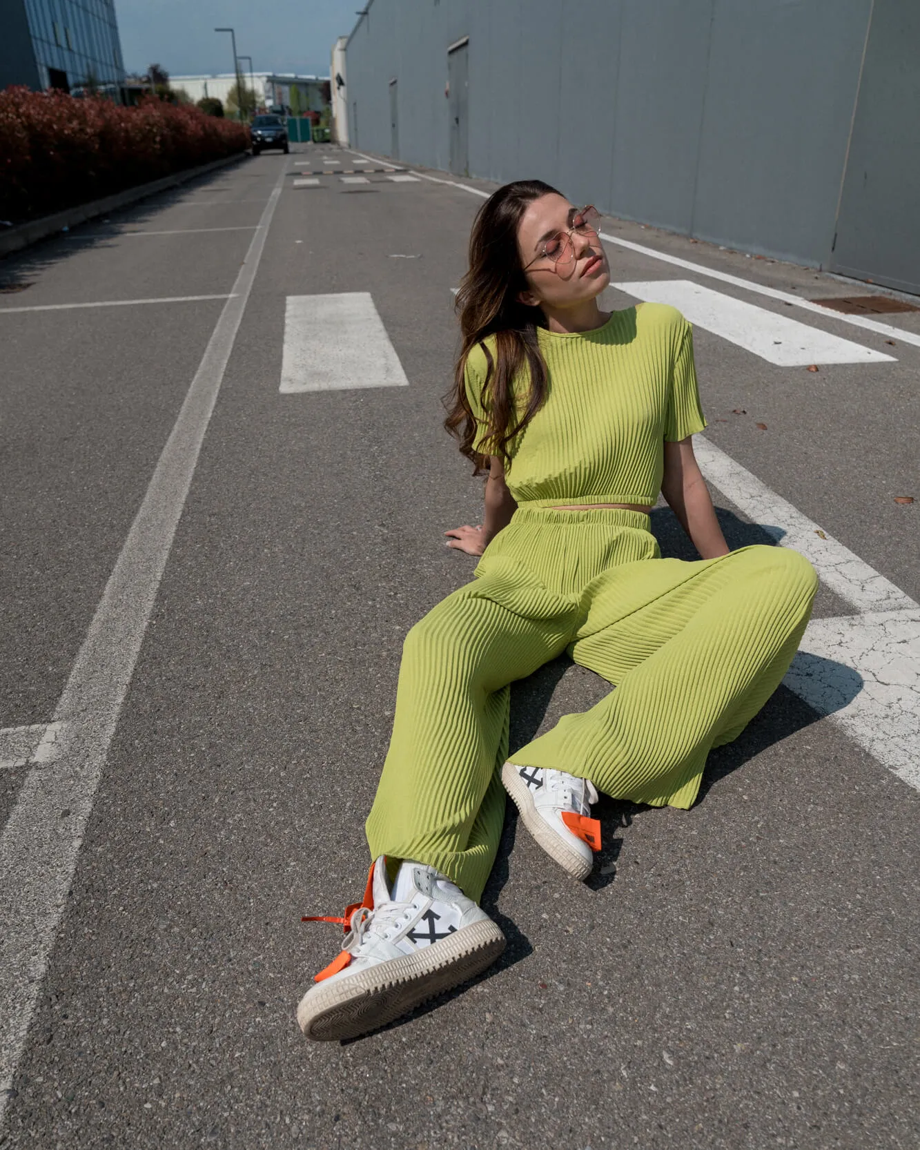 Pantalone a palazzo plissettato verde chiaro