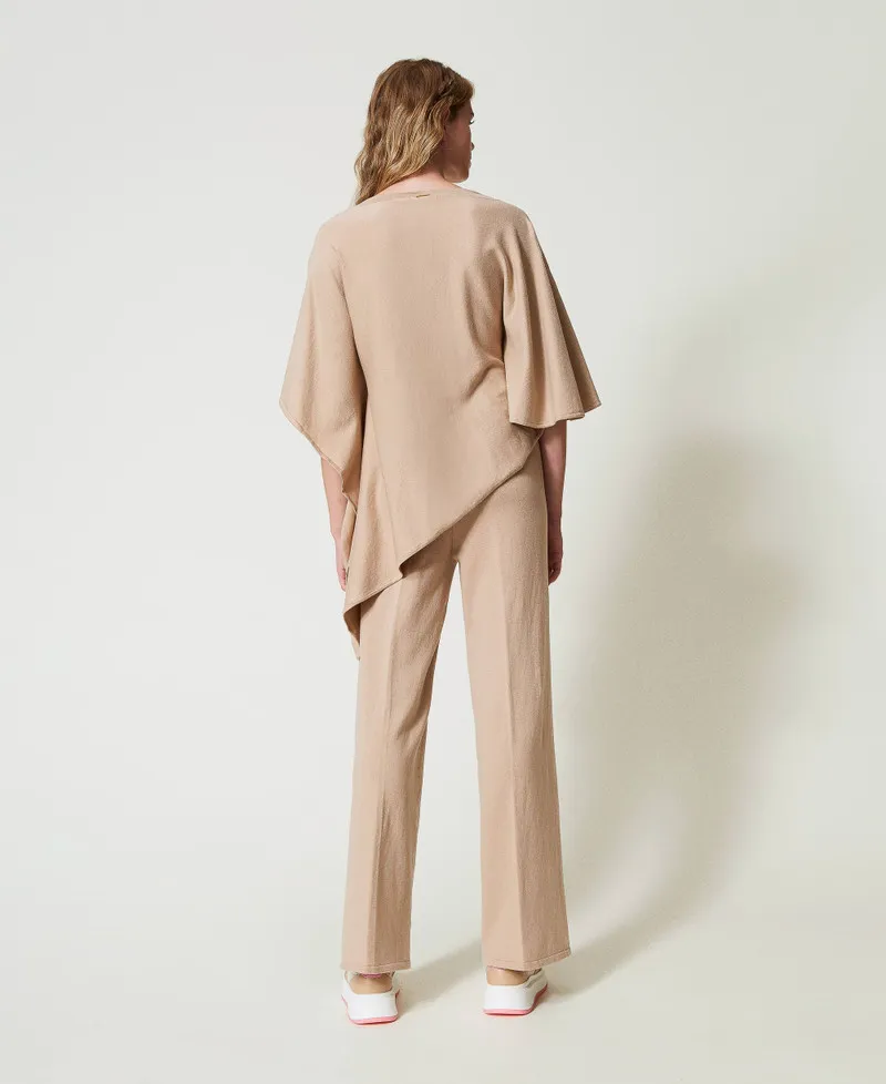 Pantaloni a palazzo in maglia