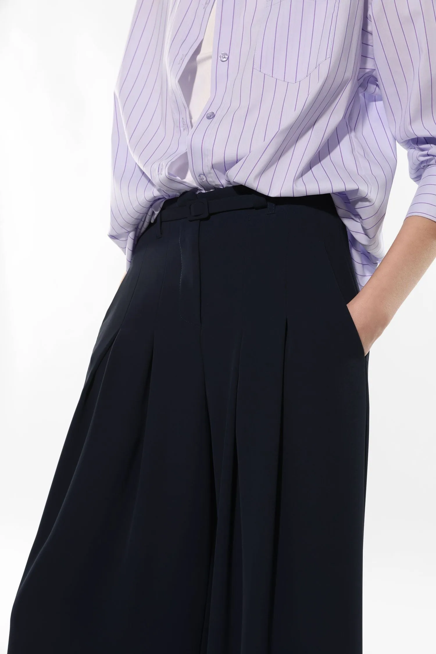 Pantaloni a palazzo monocolour con pinces e cintura IMPERIAL