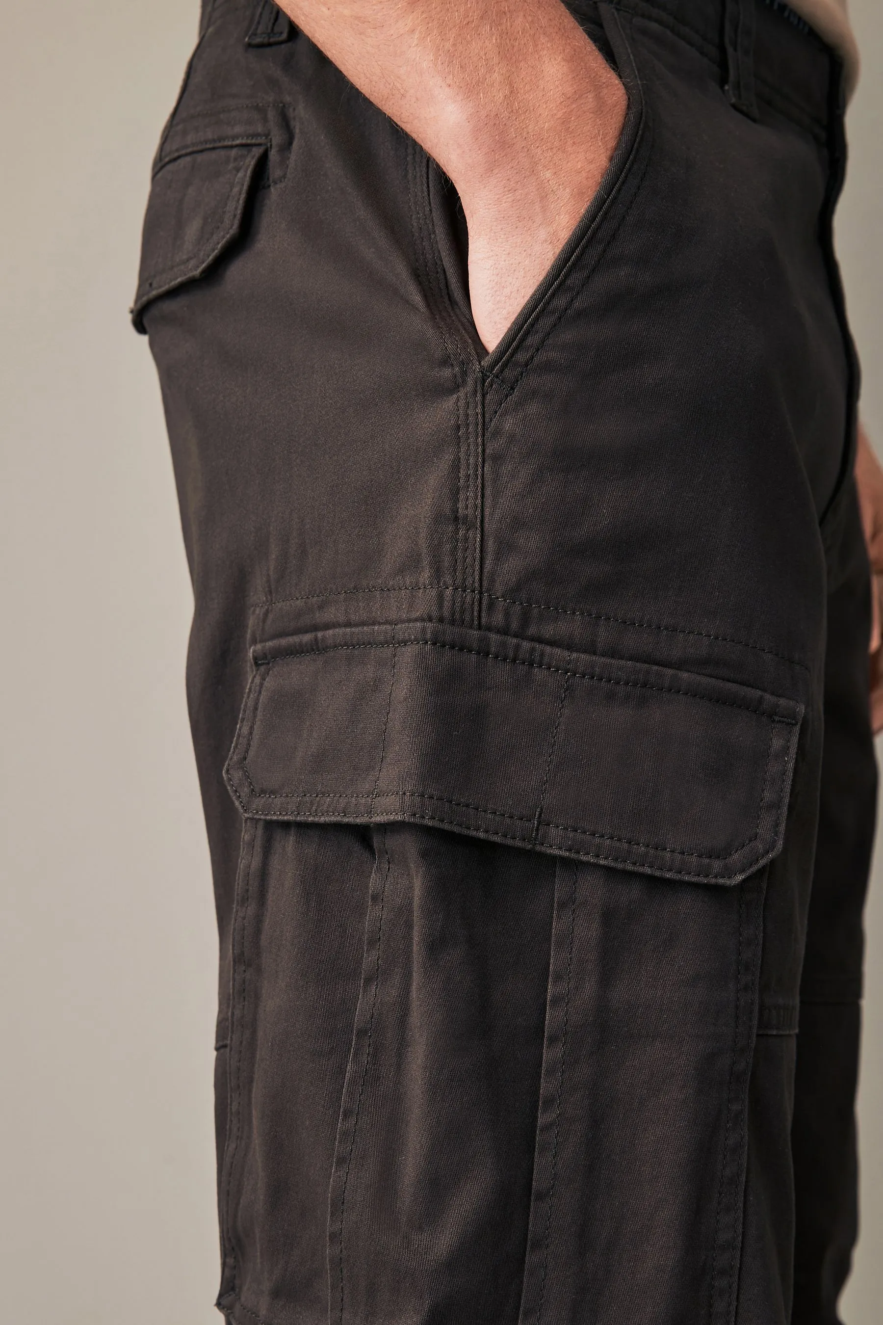 Pantaloni cargo stretch in cotone