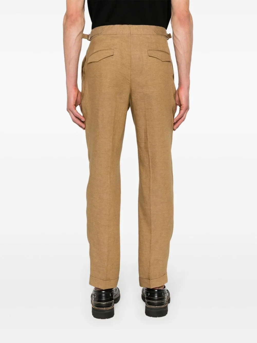 Pantaloni con pieghe in marrone - uomo