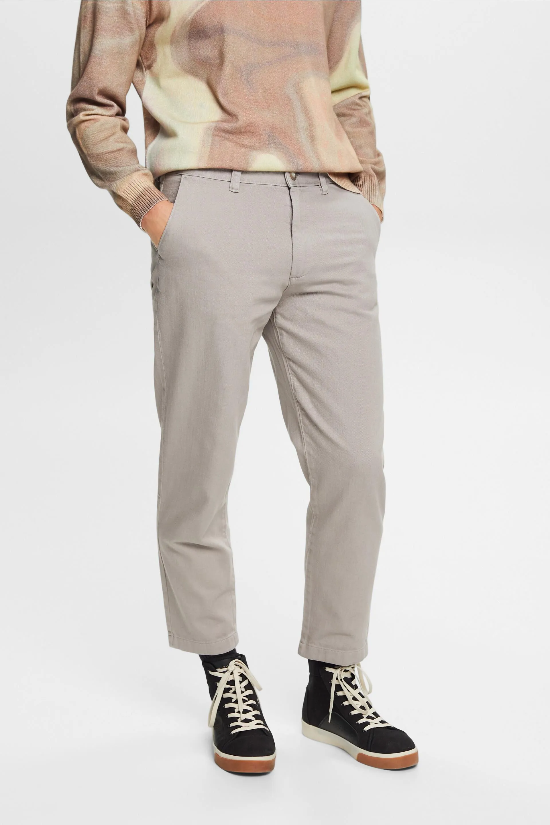 Pantaloni in cotone, taglio ampio tapered
