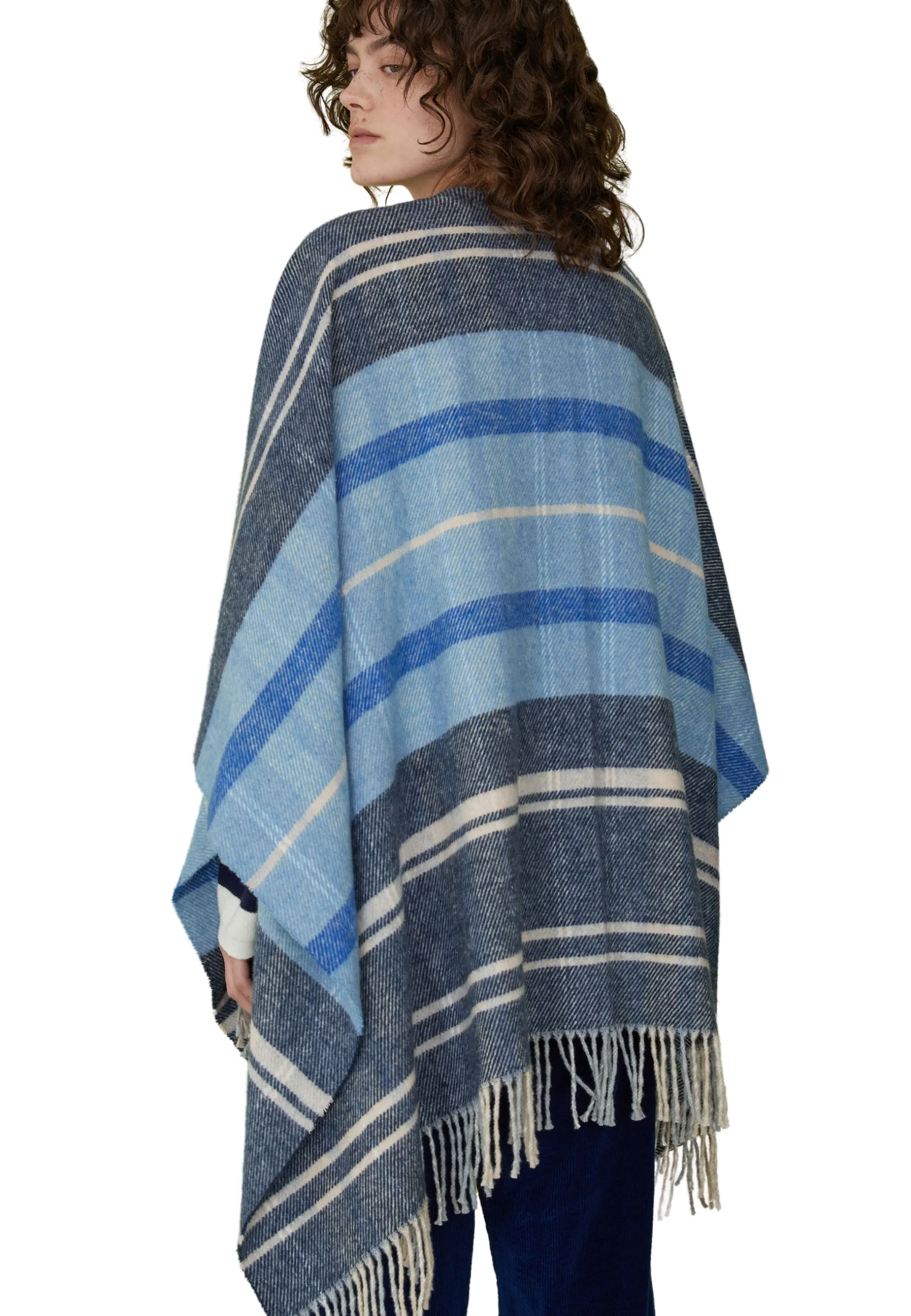 Poncho con frange