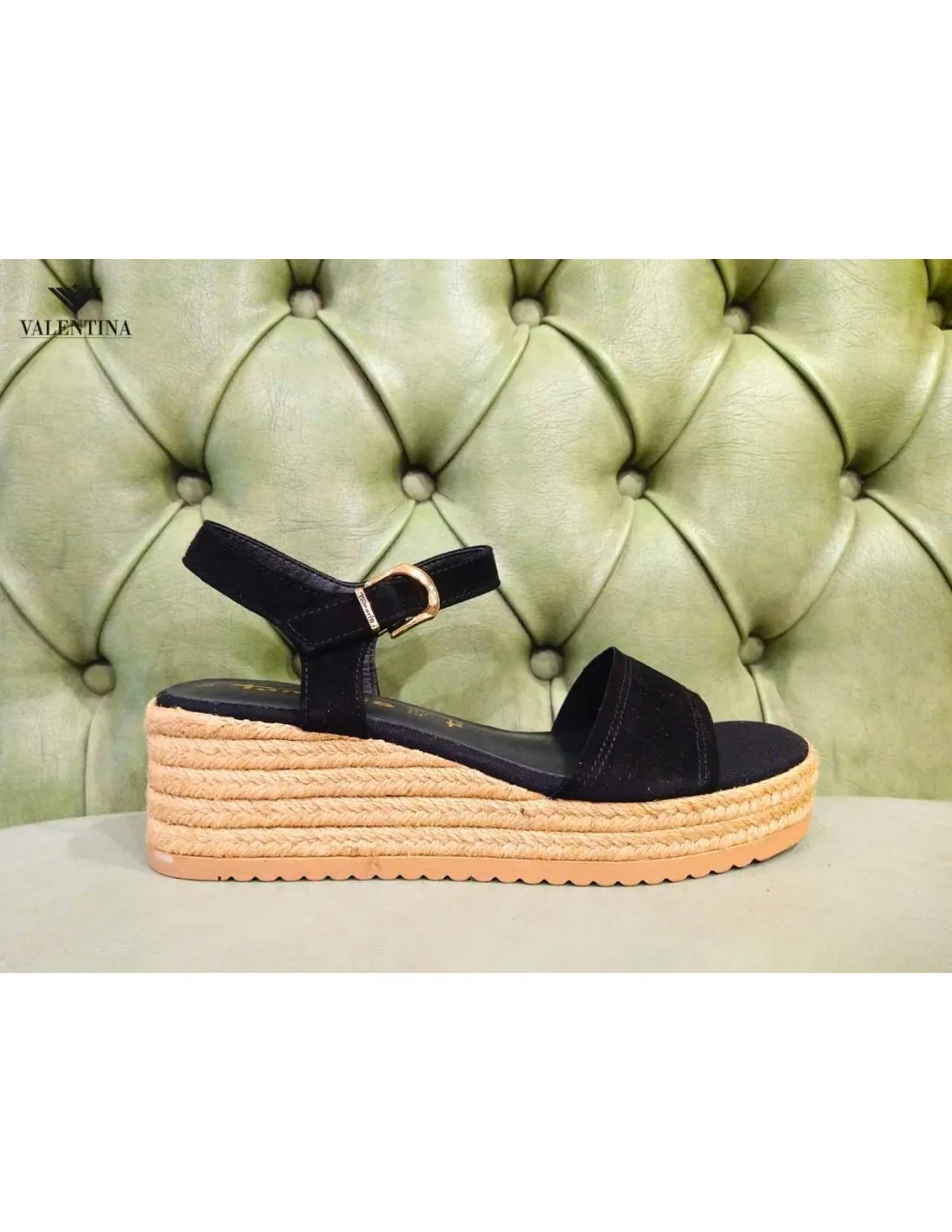 Sandali estivi con zeppa