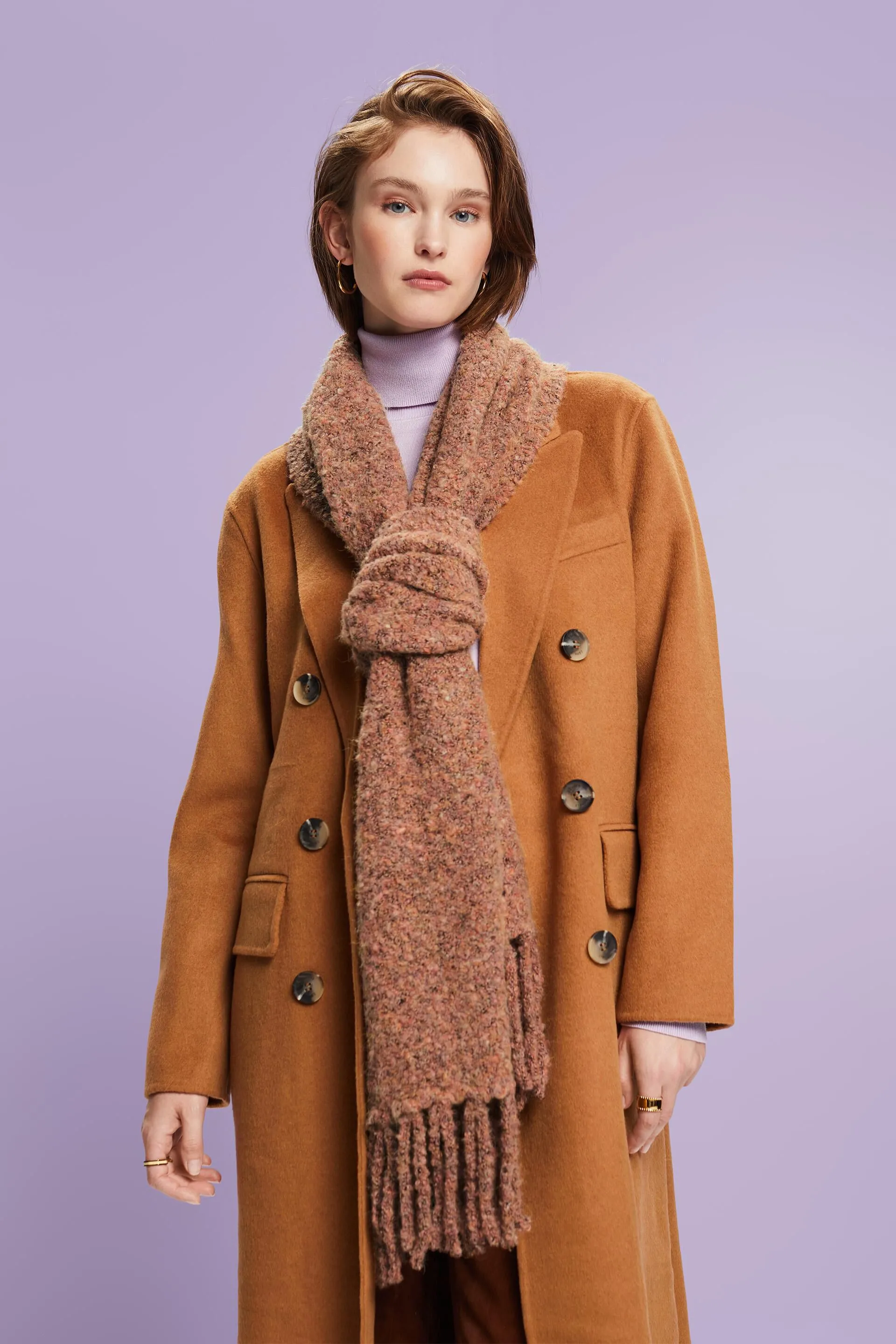 Sciarpa bouclé con frange effetto coriandoli