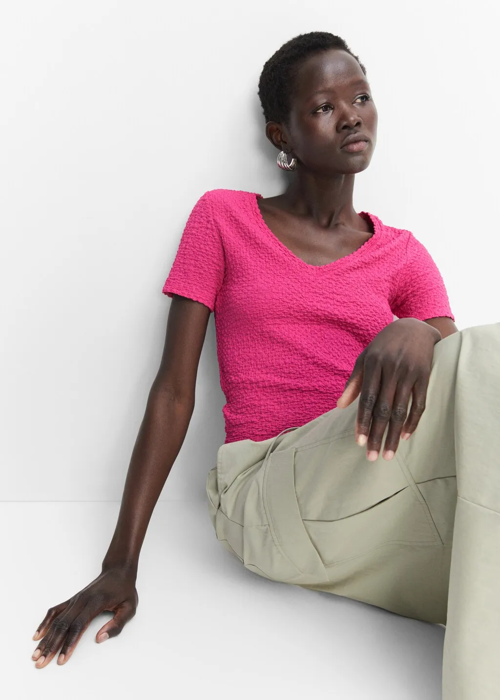 T-shirt texture collo a V