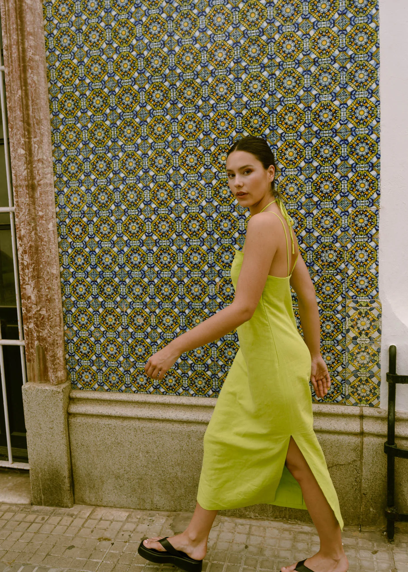 Vestido midi con lino