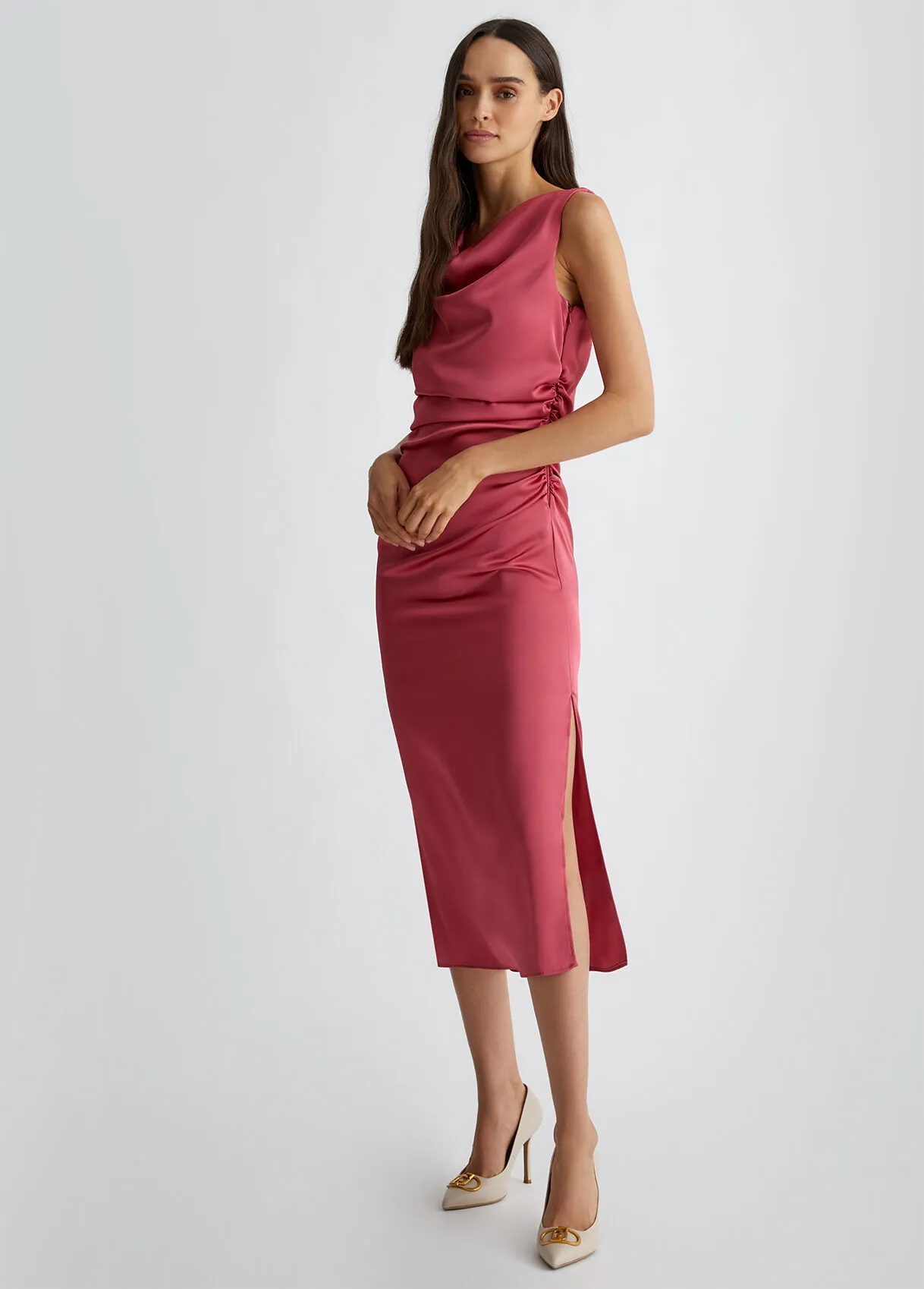 Vestito midi rosa acceso in raso